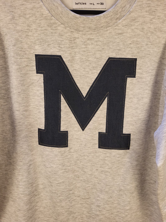 Sudadera Artesanal con Parche Denim en M